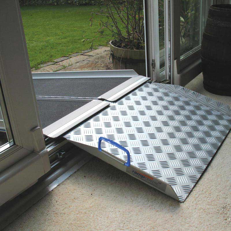 DM5 Doorline-Multi in situ as inside ramp over PVC threshold with Aerolight ramp outside
