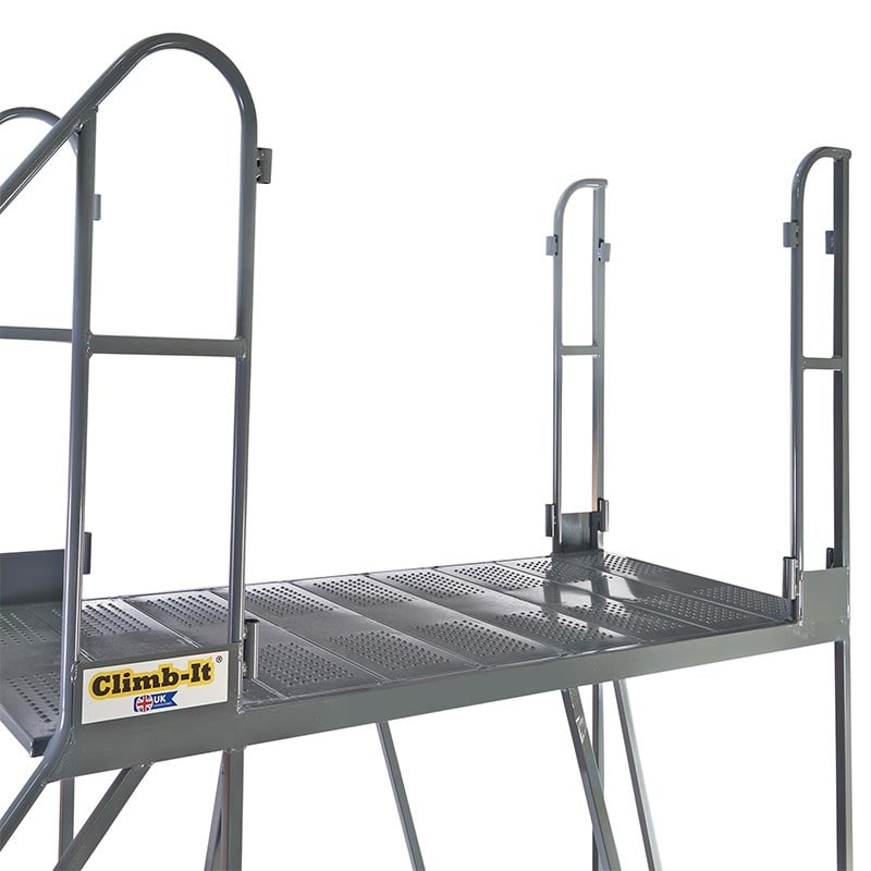 Climb-It easy slope work platform with lift-out handrails