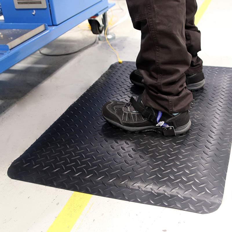 Deckplate anti-static ESD anti-fatigue mat