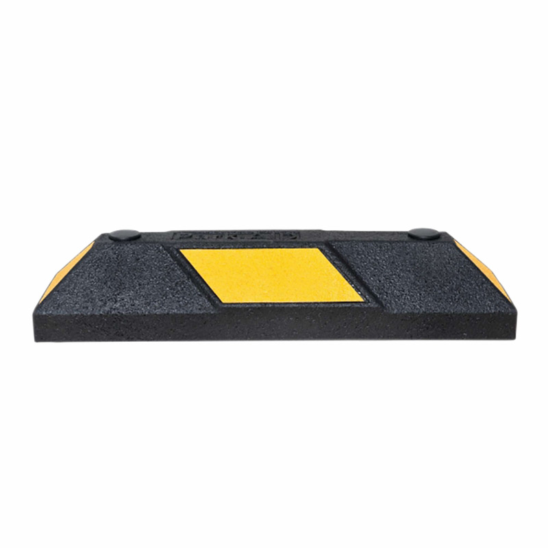 Park-AID Rubber Wheel Stop - Black with Yellow Reflective Panels - 100 x 150 x 550mm