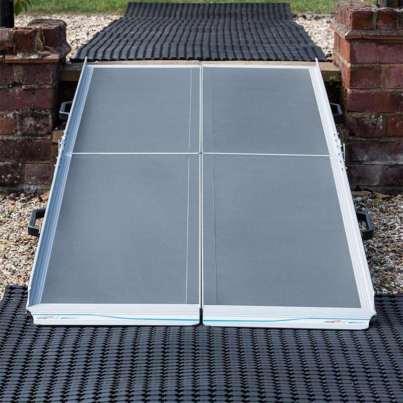 Aerolight Lifestyle folding access ramp