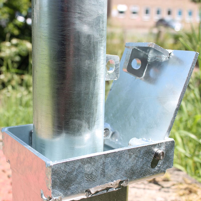 Autopa galvanised removable bollard post and socket