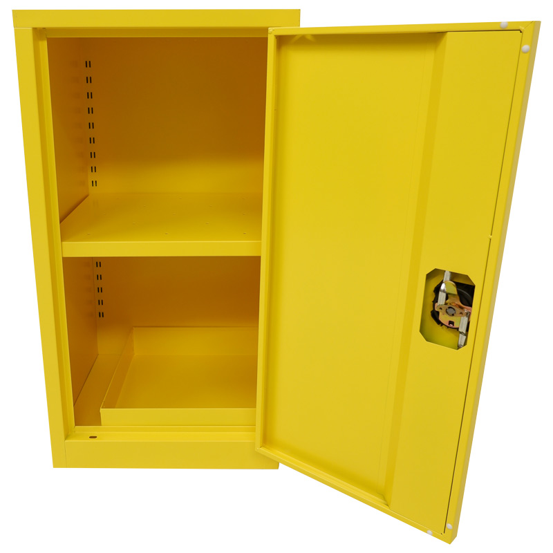 15L COSHH cabinet with 1 shelf