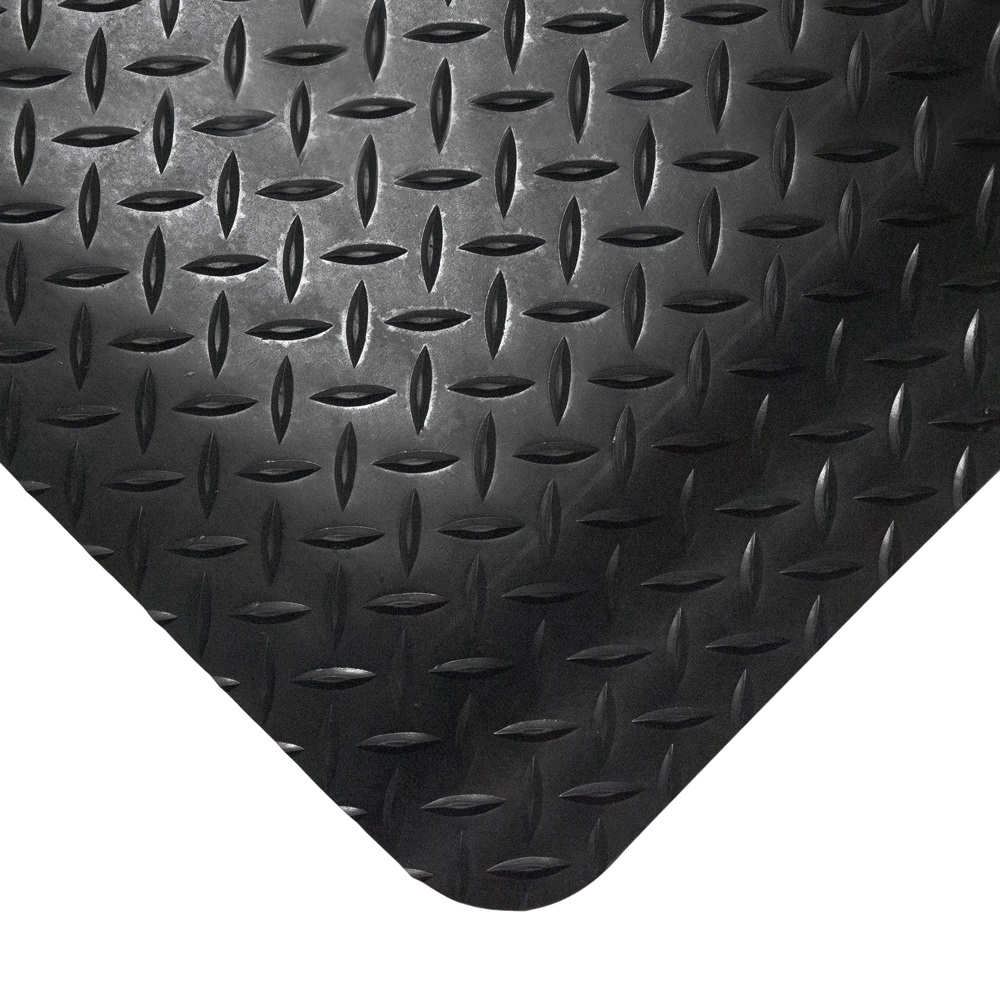 Deckplate anti-fatigue mat with diamond pattern surface