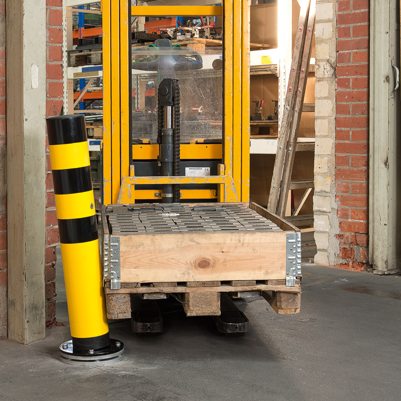 Heavy Duty Flex Bollard 