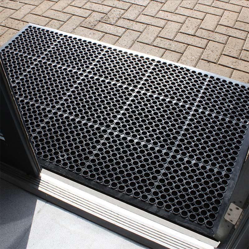 Sentry rubber outdoor dirt scraper entrance mat