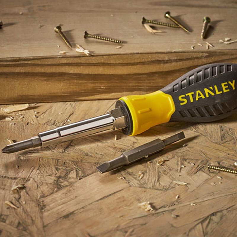 Stanley screwdriver with bits