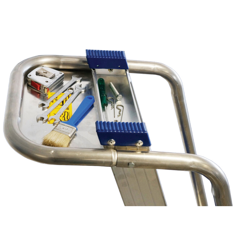 Integrated tool tray