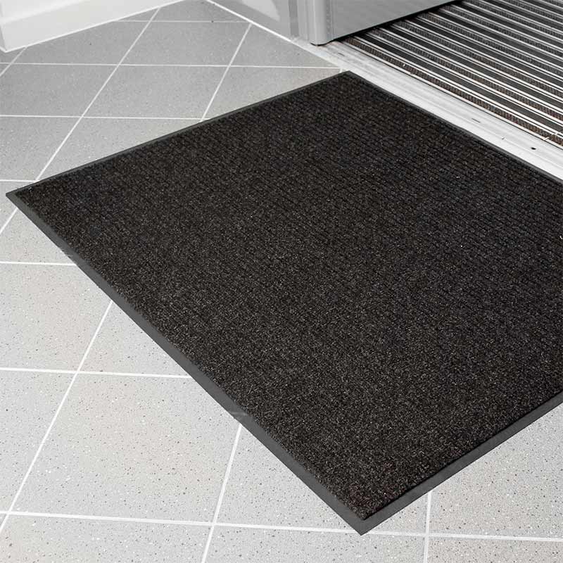 Toughrib heavy-ribbed moisture retaining entrance mats