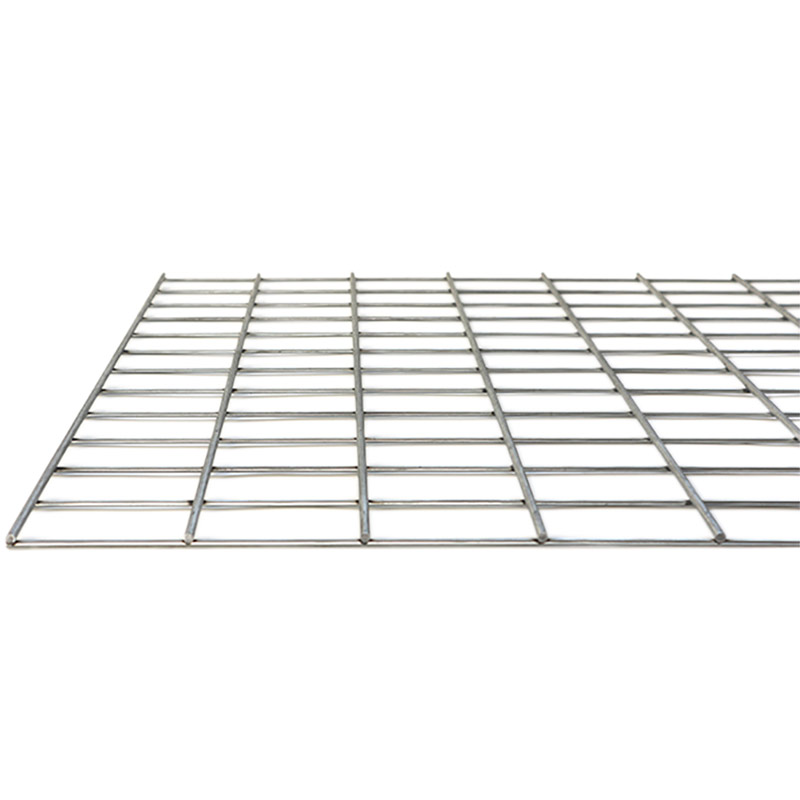 Wire shelf for heavy-duty rivet shelving