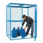 Lock Up Security Cages With Galvanised Roof