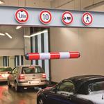 TRAFFIC-LINE reflective height restrictor bar with chain