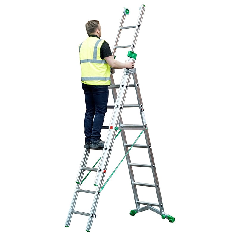 Combination Ladder with Telescopic Stabiliser - 8 rungs - 2.6m Closed Length - EN131 Compliant