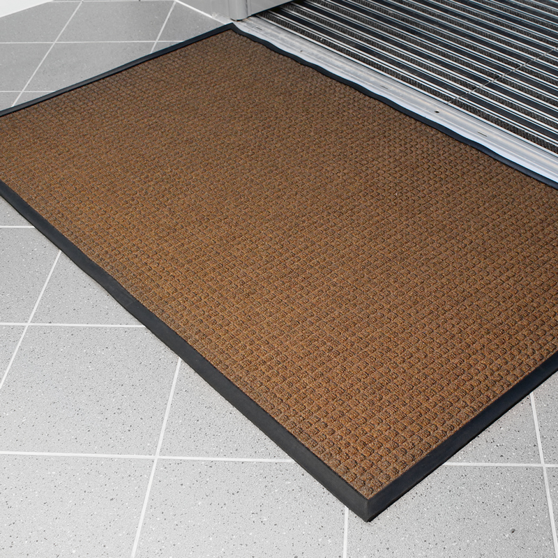Superdry Moisture-retention Entrance Mat, Brown, 600 x 900mm