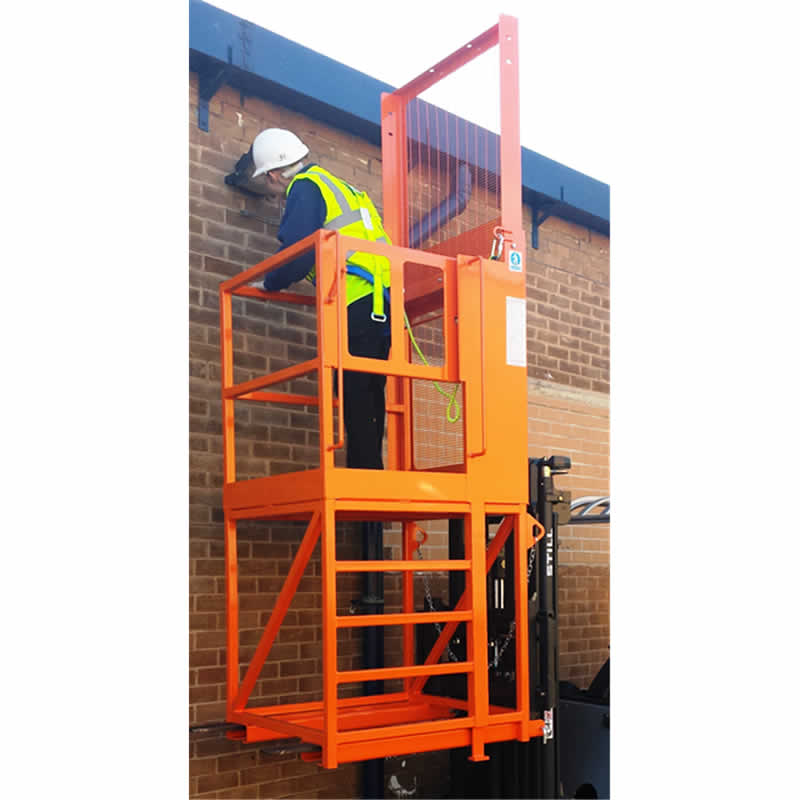 High-Lift Access Platform for Forklifts - 250kg capacity - automatic gate