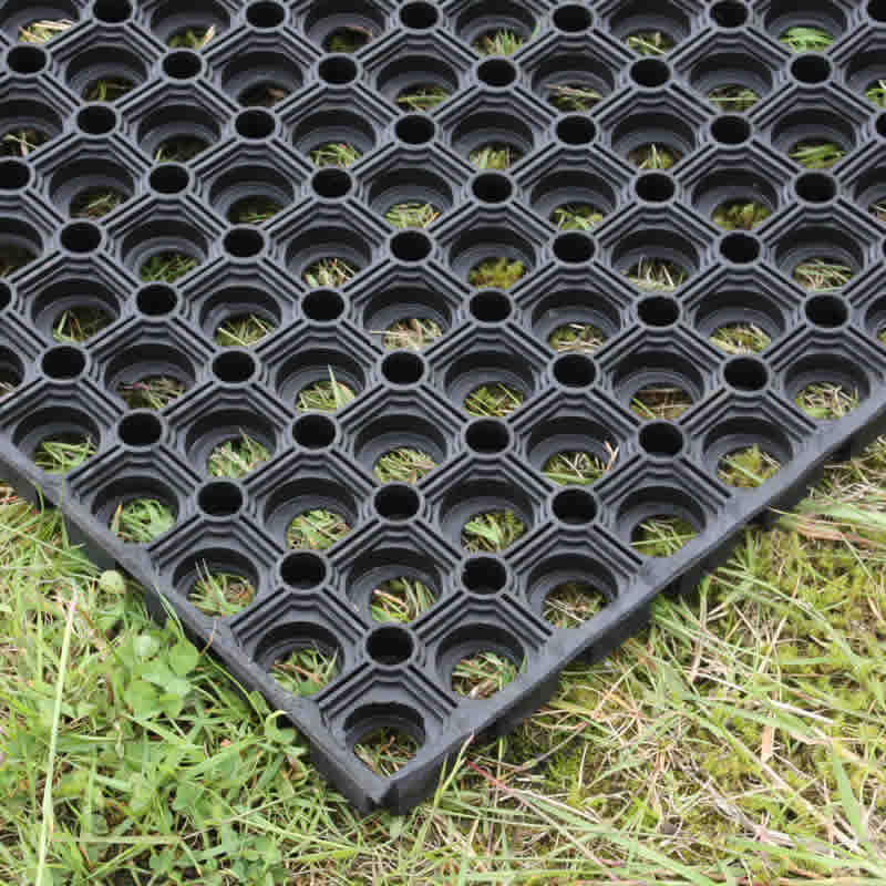 Outdoor Grass Protection Interlocking Greenkeeper Matting - 1m x 1.5m x 22mm