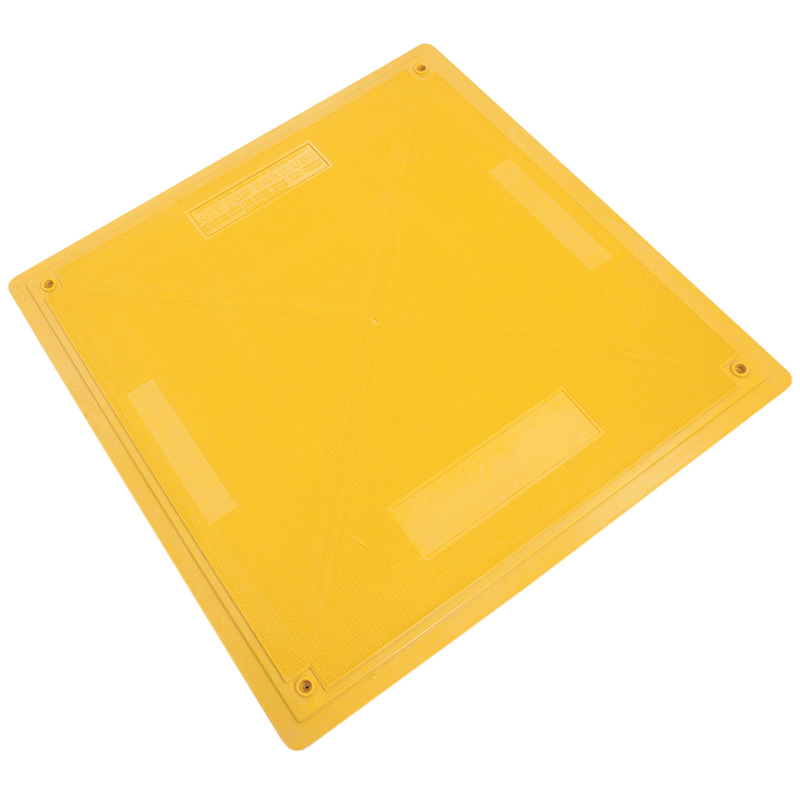 Trench cover - glass reinforced plastic - 1080 x  1080mm - Exceeds HSE slip resistance - 700kg capacity